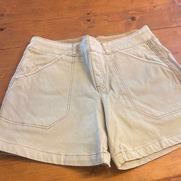 SPANX 2 pair Shorts - Mint and Beige, M EUC - Picture 2 of 9